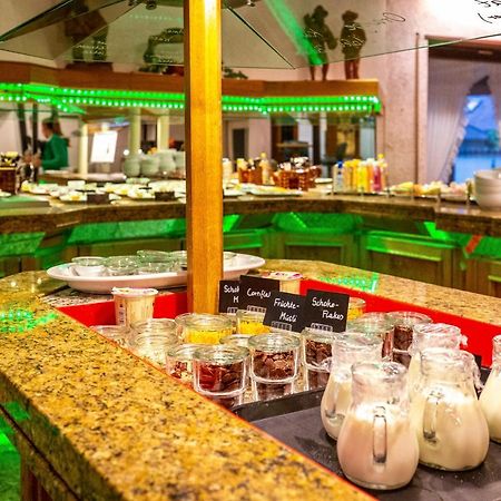 Kubler Stars Hotel Карлсруе Екстериор снимка