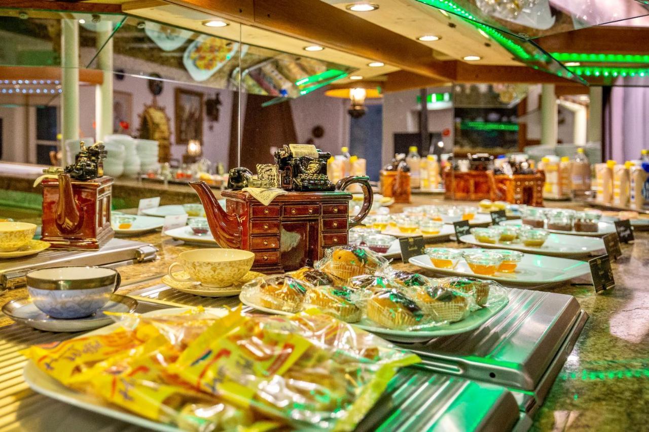 Kubler Stars Hotel Карлсруе Екстериор снимка