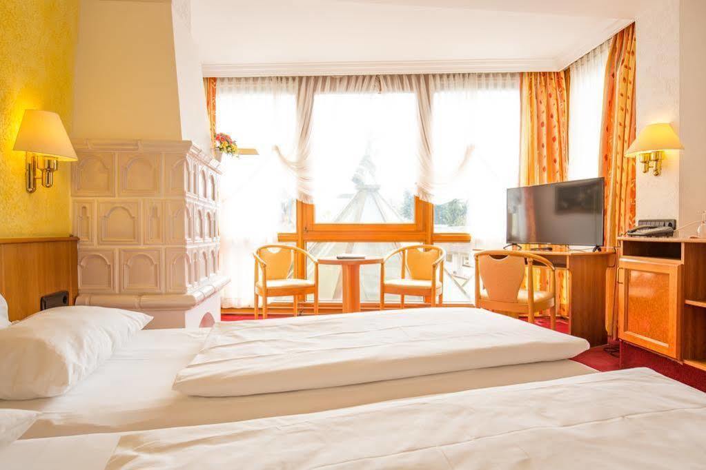 Kubler Stars Hotel Карлсруе Екстериор снимка